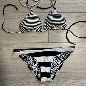 Volcom Reversible Black and White Striped Graphic Bikini Set Size Small